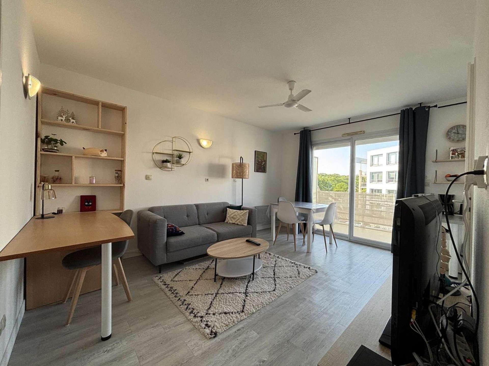Appt 2 Pieces - Lr030-b217 * La Rochelle (Charente-Maritime)